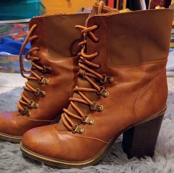 Union Bay 35 In Heeled Hiker Boots 